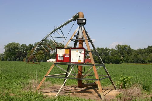 Property photo 1 - 21 Multiple Span Irrigation Pivots, Offered Individually or Combination - Irrigation Equipment Auction